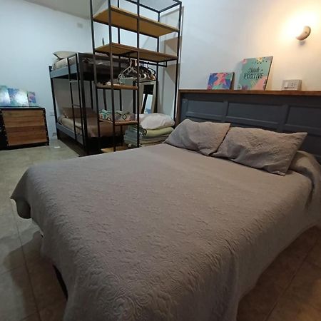 Espacio Minga, Casa Quinta En La Ciudad, Hasta 8 Personas Corrientes Exterior photo